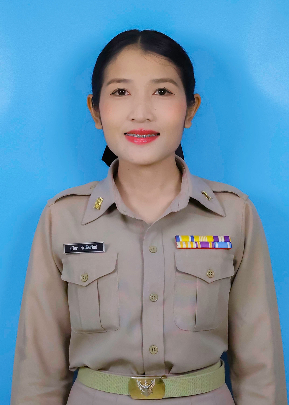 นางสาวปวีณา ชะเดืองรัมย์
